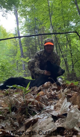 https://0901.nccdn.net/4_2/000/000/000/8ae/2022-spring-ontario-black-bear-hunt-wild-north-outfitters-kyle.jpg