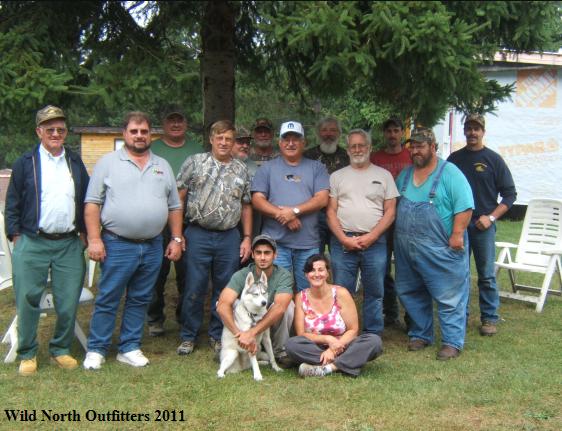 https://0901.nccdn.net/4_2/000/000/001/155/black_bear_hunting_group_pic_2011.jpg