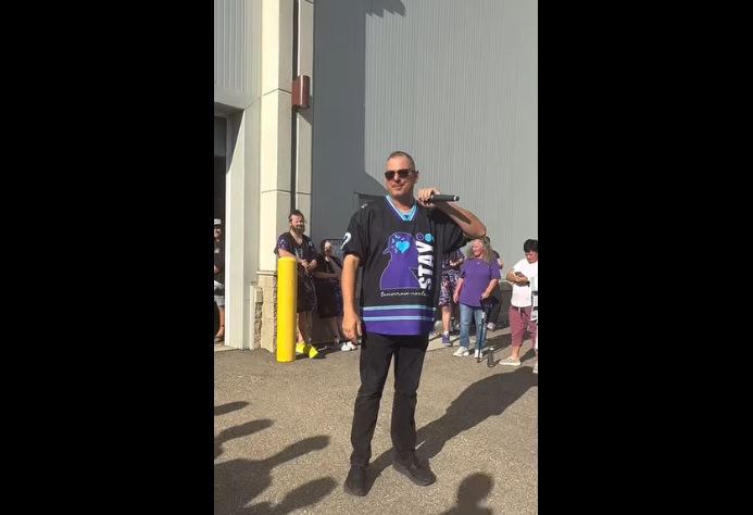 https://0901.nccdn.net/4_2/000/000/002/1da/vid-4.jpg