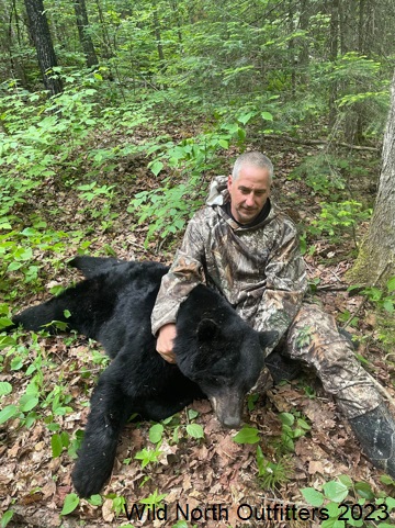 https://0901.nccdn.net/4_2/000/000/008/486/2023-spring-ontario-black-bear-hunt-wild-north-outfitters-jeff.jpg