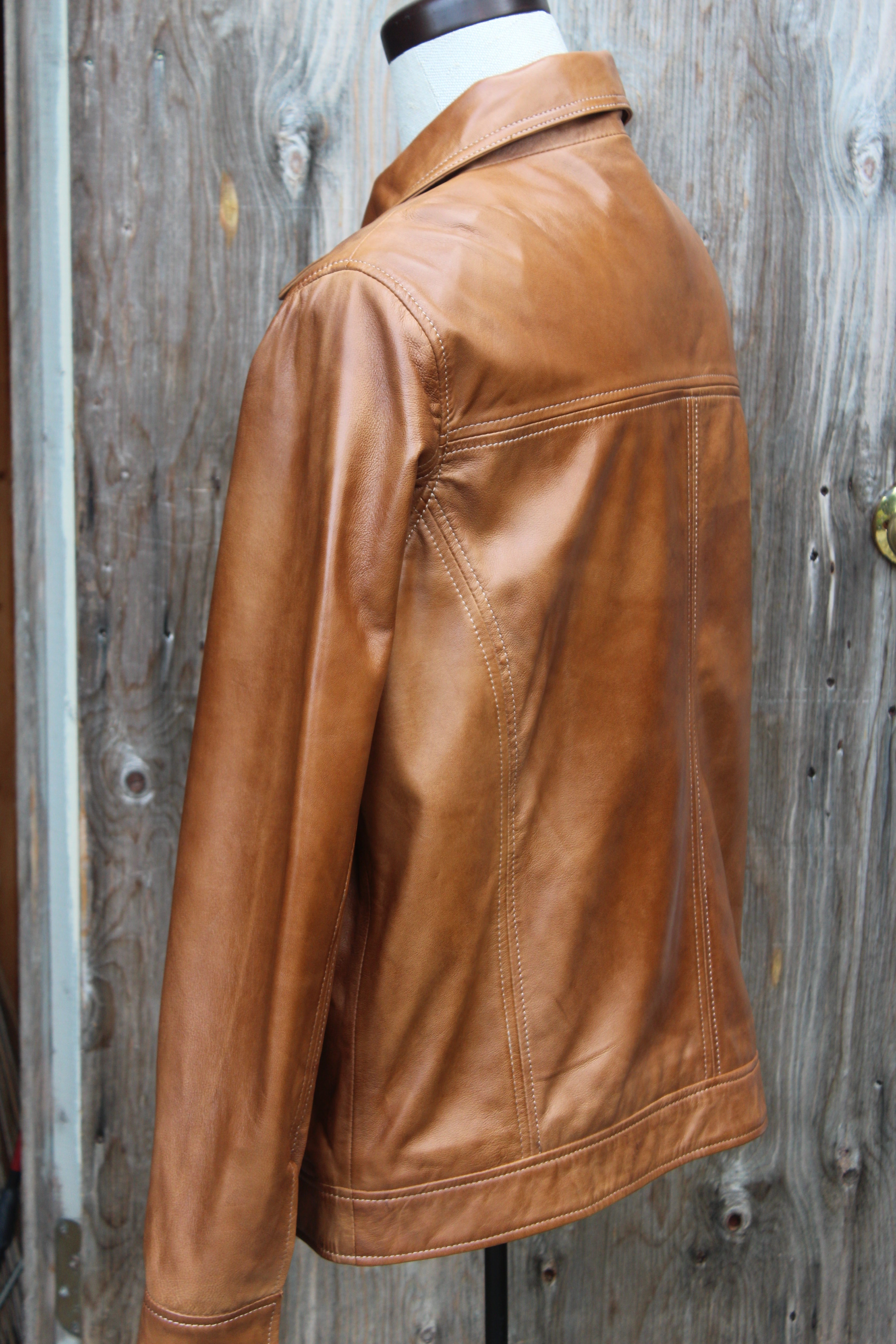 Cognac Leather- $450.00
Plonge Leathers
Style #: 50409C