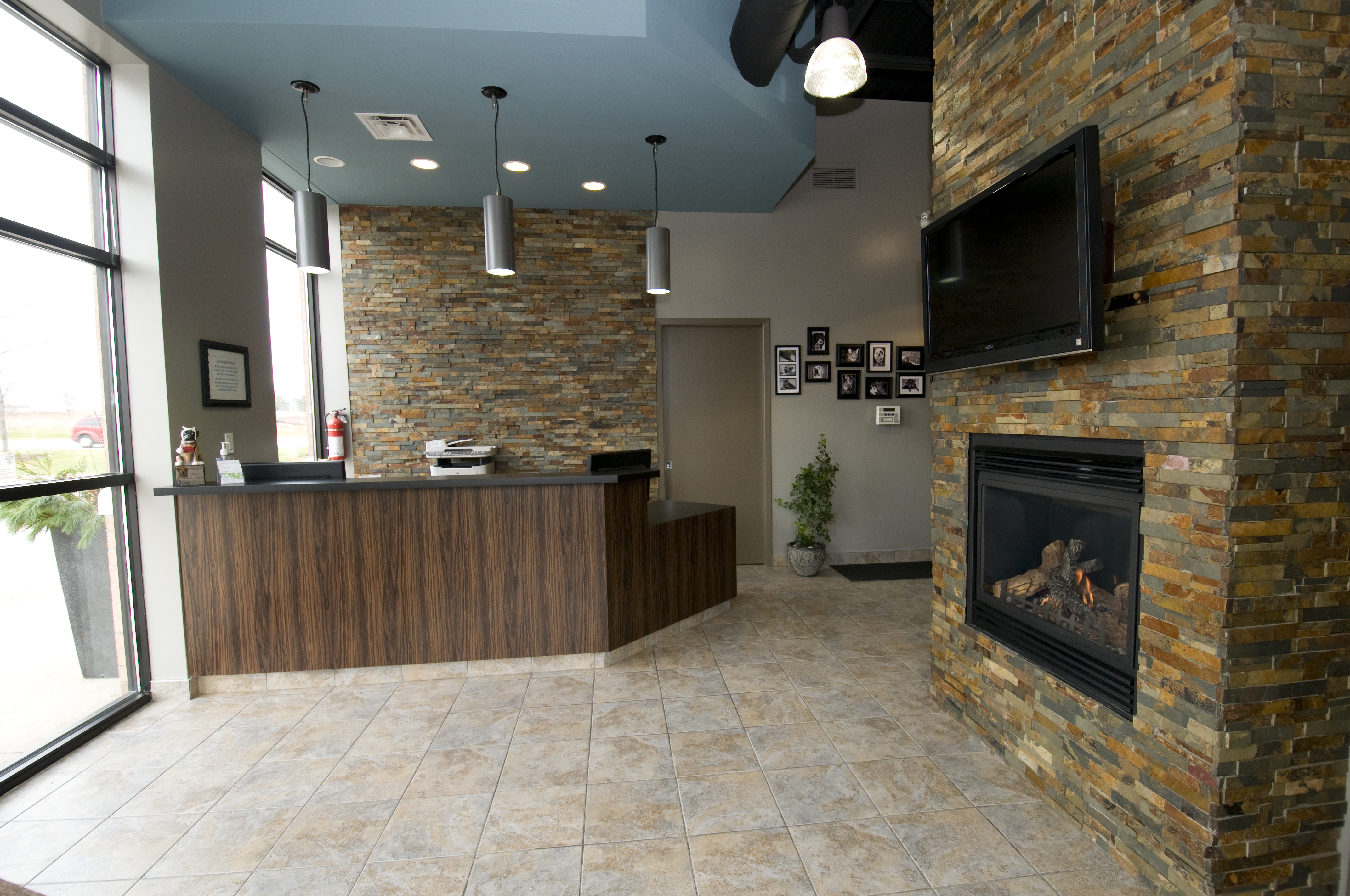 North Oakville 
Animal Hospital Reception