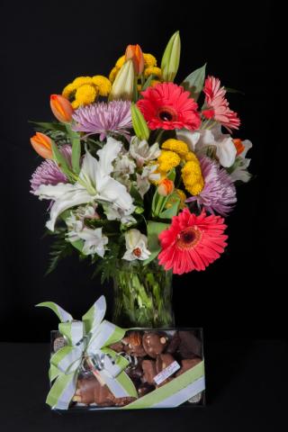 Birthday_Flowers_Port_Alberni.jpg