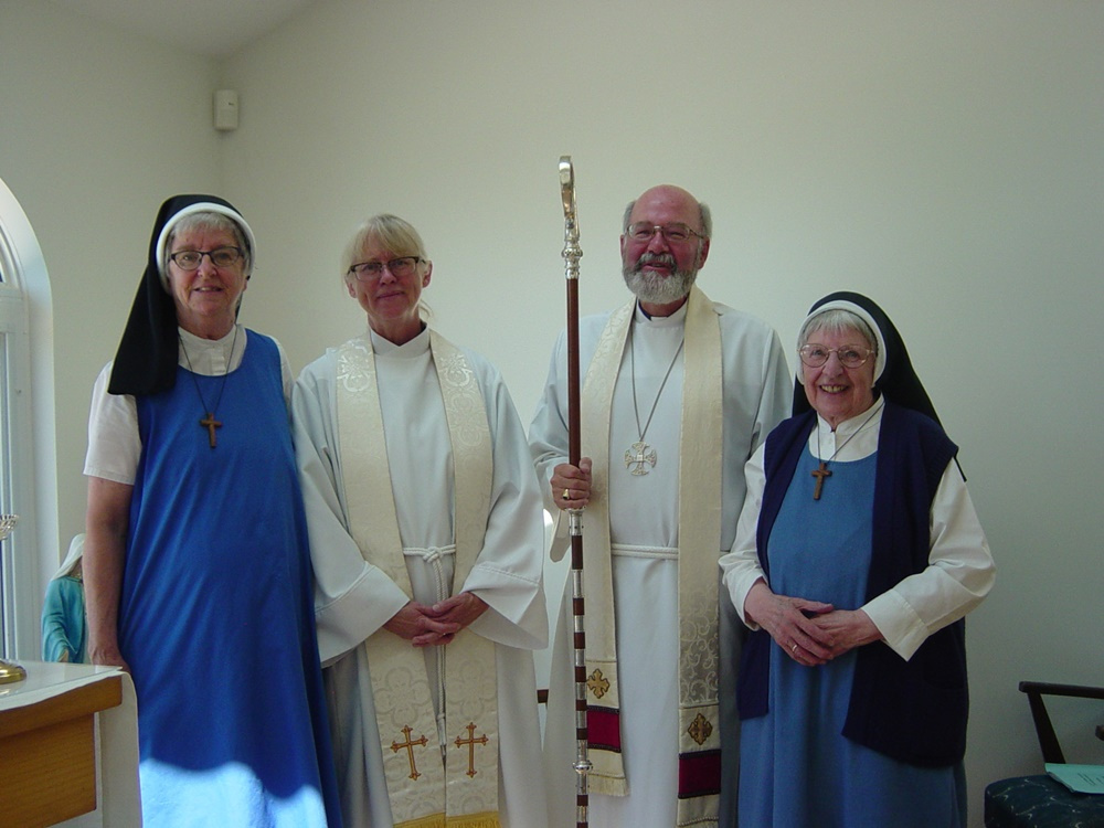 https://0901.nccdn.net/4_2/000/000/00d/f43/Sister-Barbara---Rev-Mel---Bishop-Ron---Sister-Bonnie-15-Aug-19-1000x750.jpg