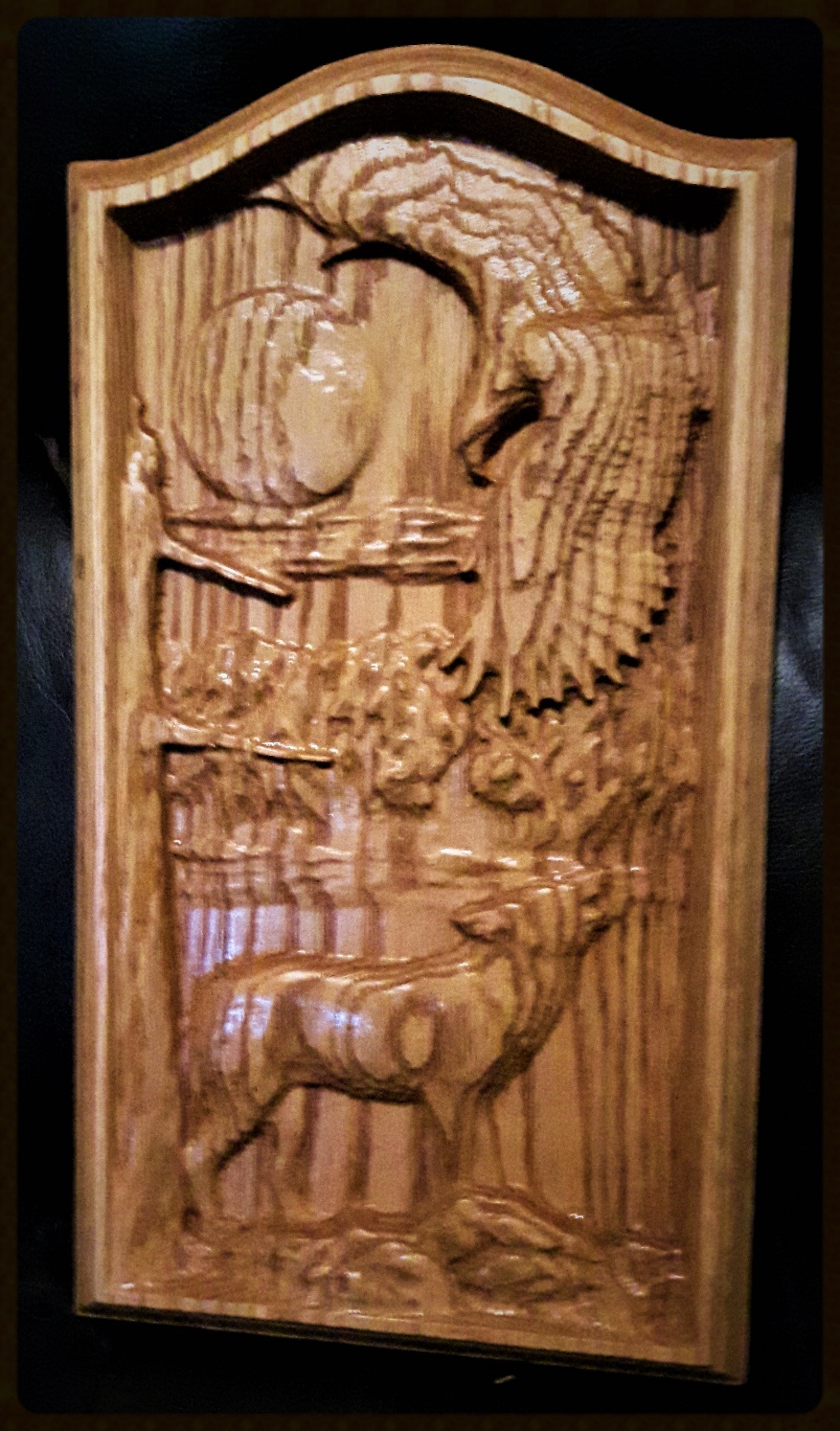 Wooden Carved wildlife scene, Campbell river BC, Vancouver island BC, Vancouver BC, Victoria BC, British Columbia,Alberta