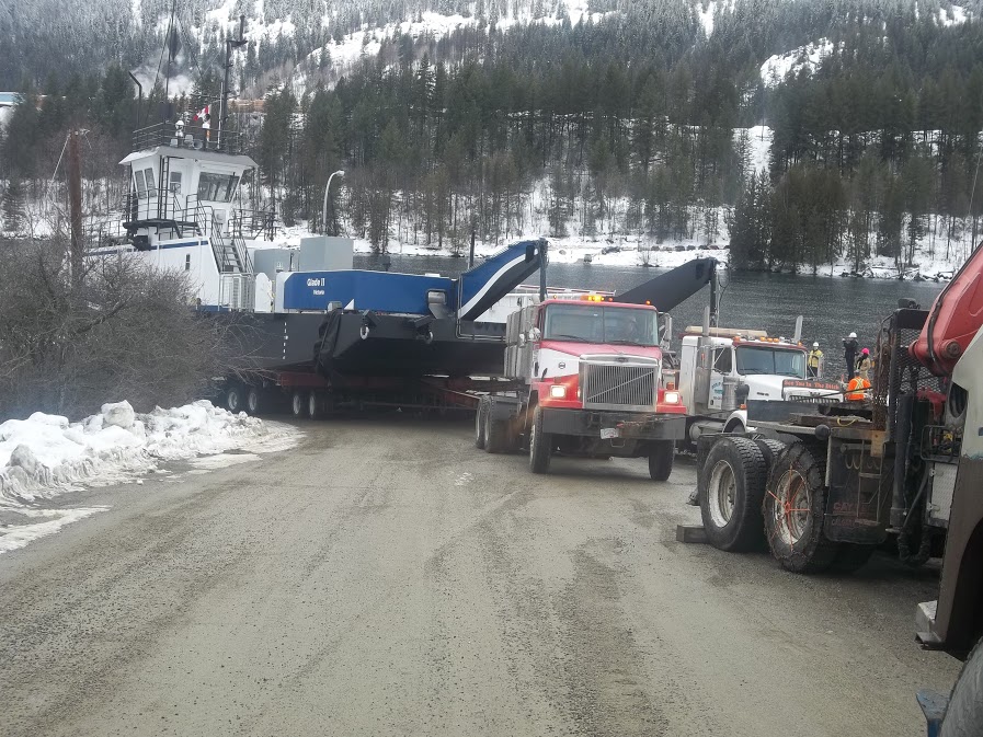 https://0901.nccdn.net/4_2/000/000/00d/f43/glade_ferry_ferry_tow.jpg