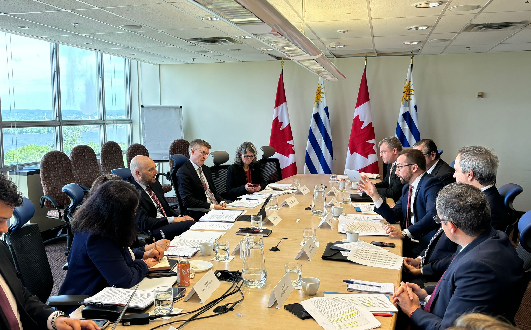 jueves 13 de junio de 2024, reunión del VII Mecanismo de Consultas y Coordinación Bilateral de Uruguay y Canadá