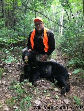 https://0901.nccdn.net/4_2/000/000/010/19b/2018-fall-ontario-black-bear-hunt-wild-north-outfitters-kevin.jpg