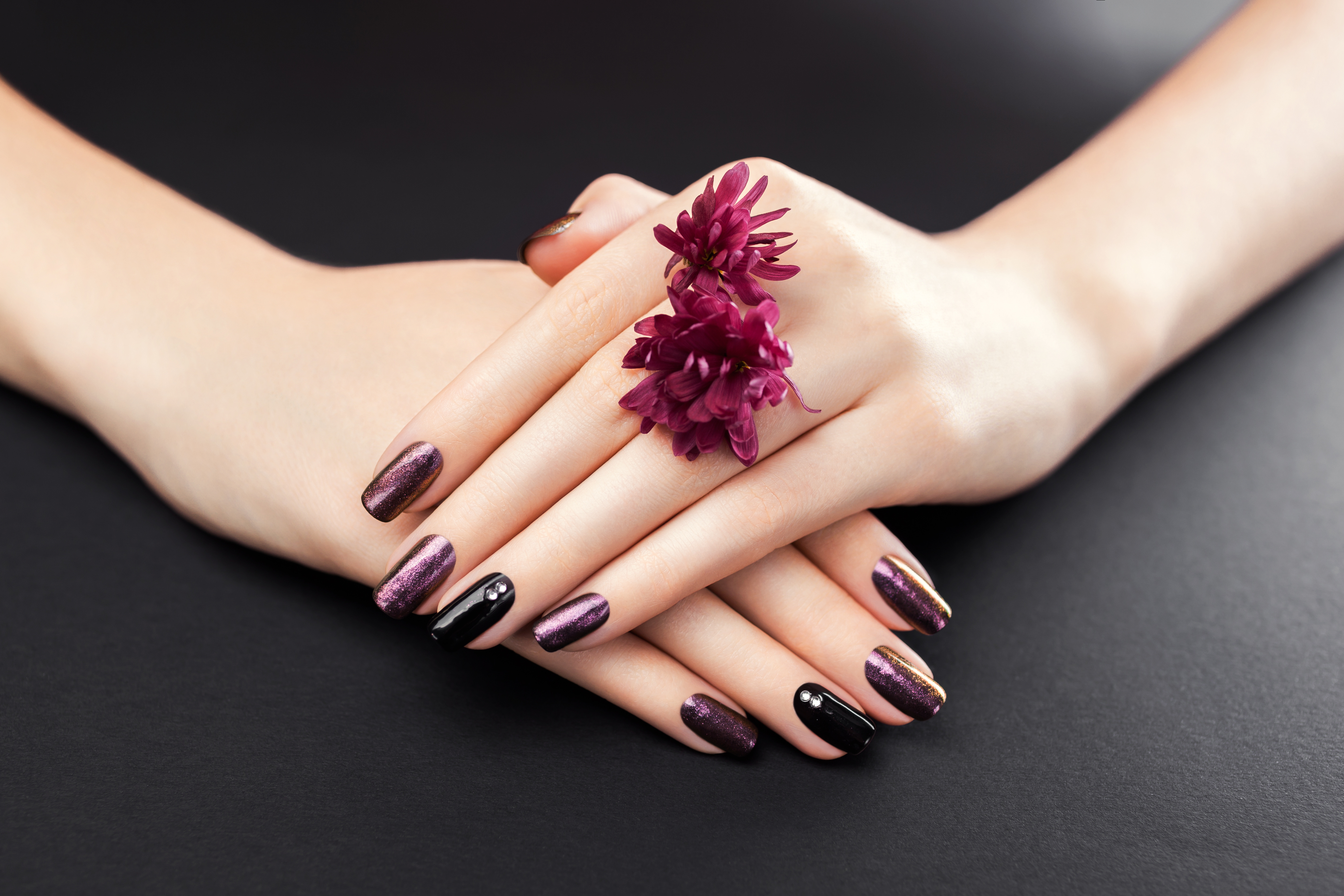 https://0901.nccdn.net/4_2/000/000/011/751/Canva---Black-and-burgundy-manicure-with-flowers-on-black-background.-Gel-nail-polish-with-mirror-powder-pigment-5033x3355.jpg