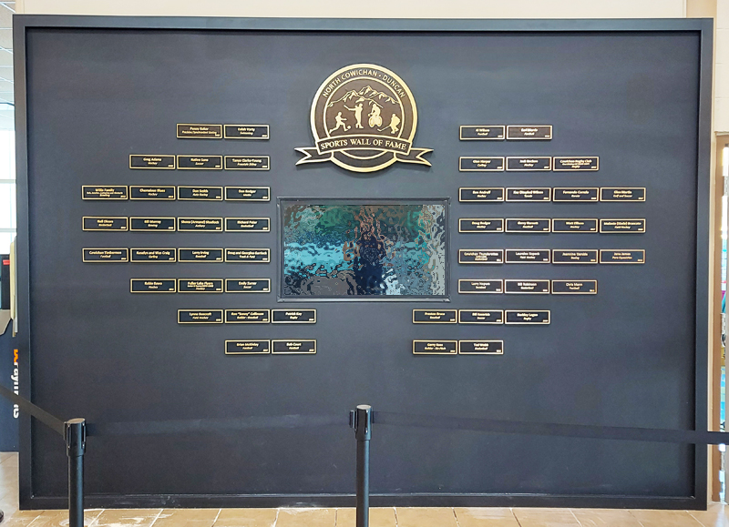 https://0901.nccdn.net/4_2/000/000/011/751/sports-wall.jpg