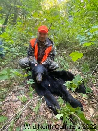 https://0901.nccdn.net/4_2/000/000/017/e75/2022-fall-ontario-black-bear-hunt-wild-north-outfitters-zach.jpg