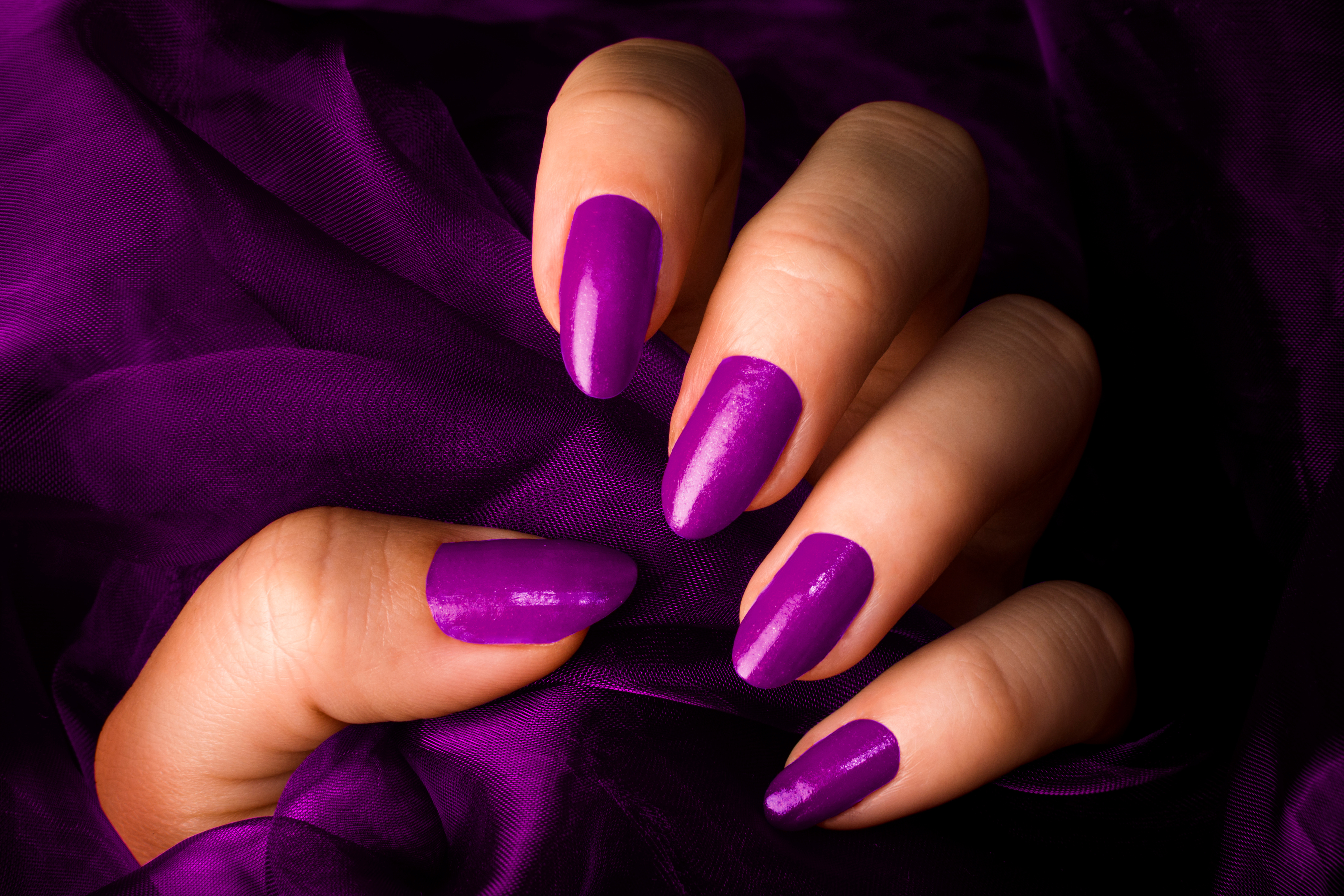 https://0901.nccdn.net/4_2/000/000/017/e75/Canva---purple-nails-manicure-4747x3165.jpg