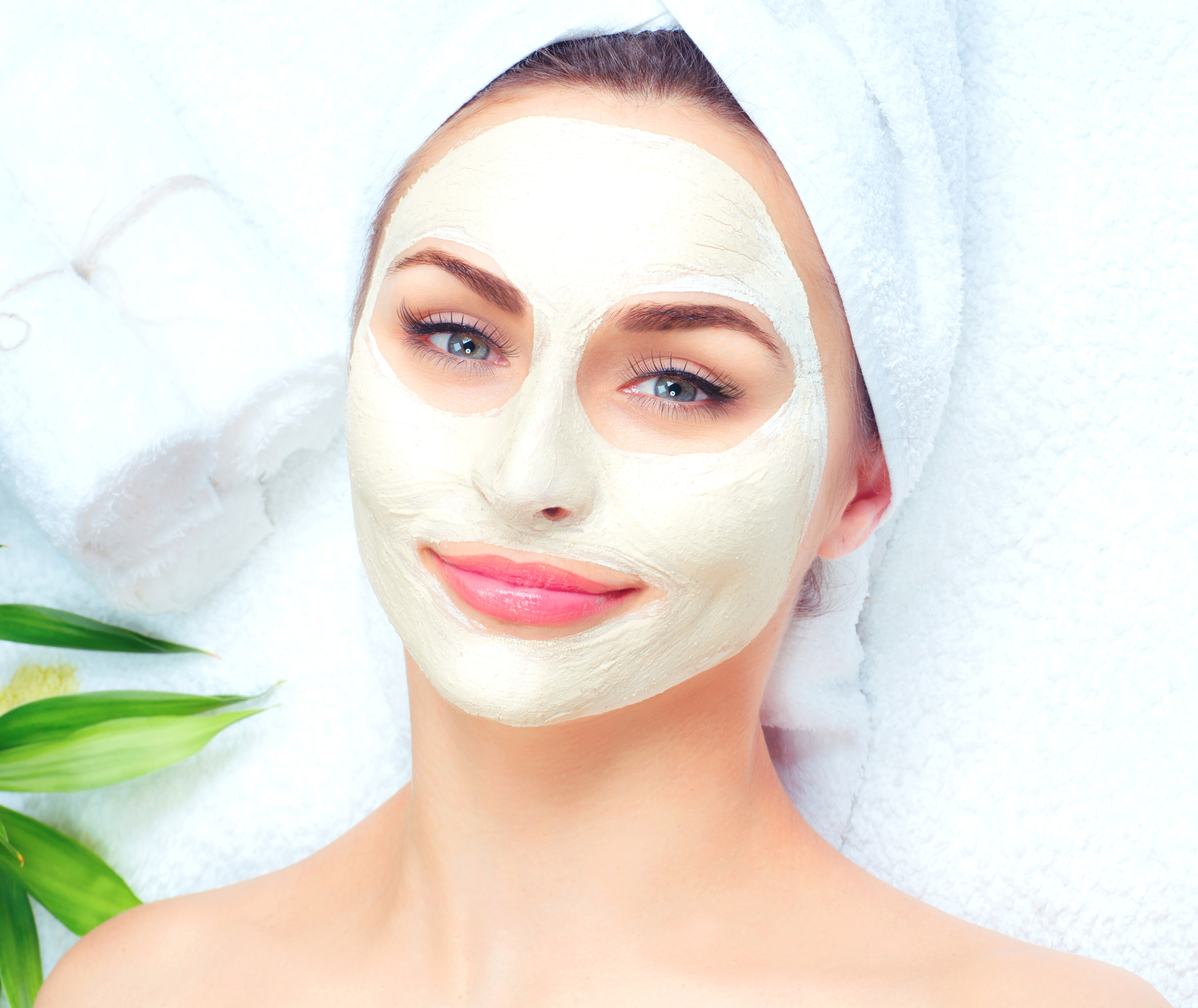 https://0901.nccdn.net/4_2/000/000/017/e75/Nani-s-Esthetics-4711x3963.jpg