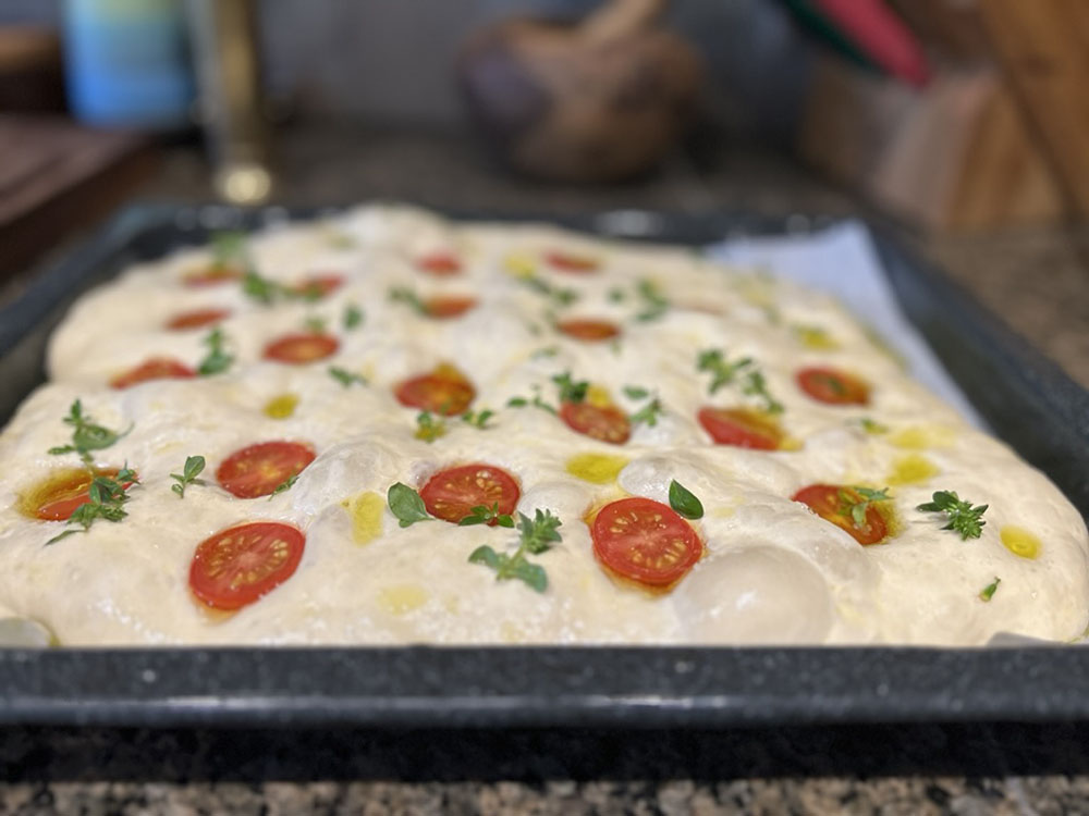 https://0901.nccdn.net/4_2/000/000/017/e75/focaccia-proofing.jpeg