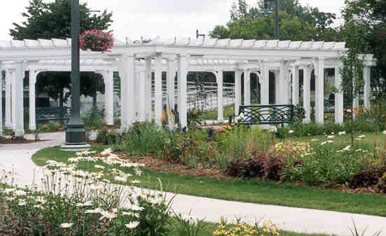 https://0901.nccdn.net/4_2/000/000/017/e75/pergola-1.jpg