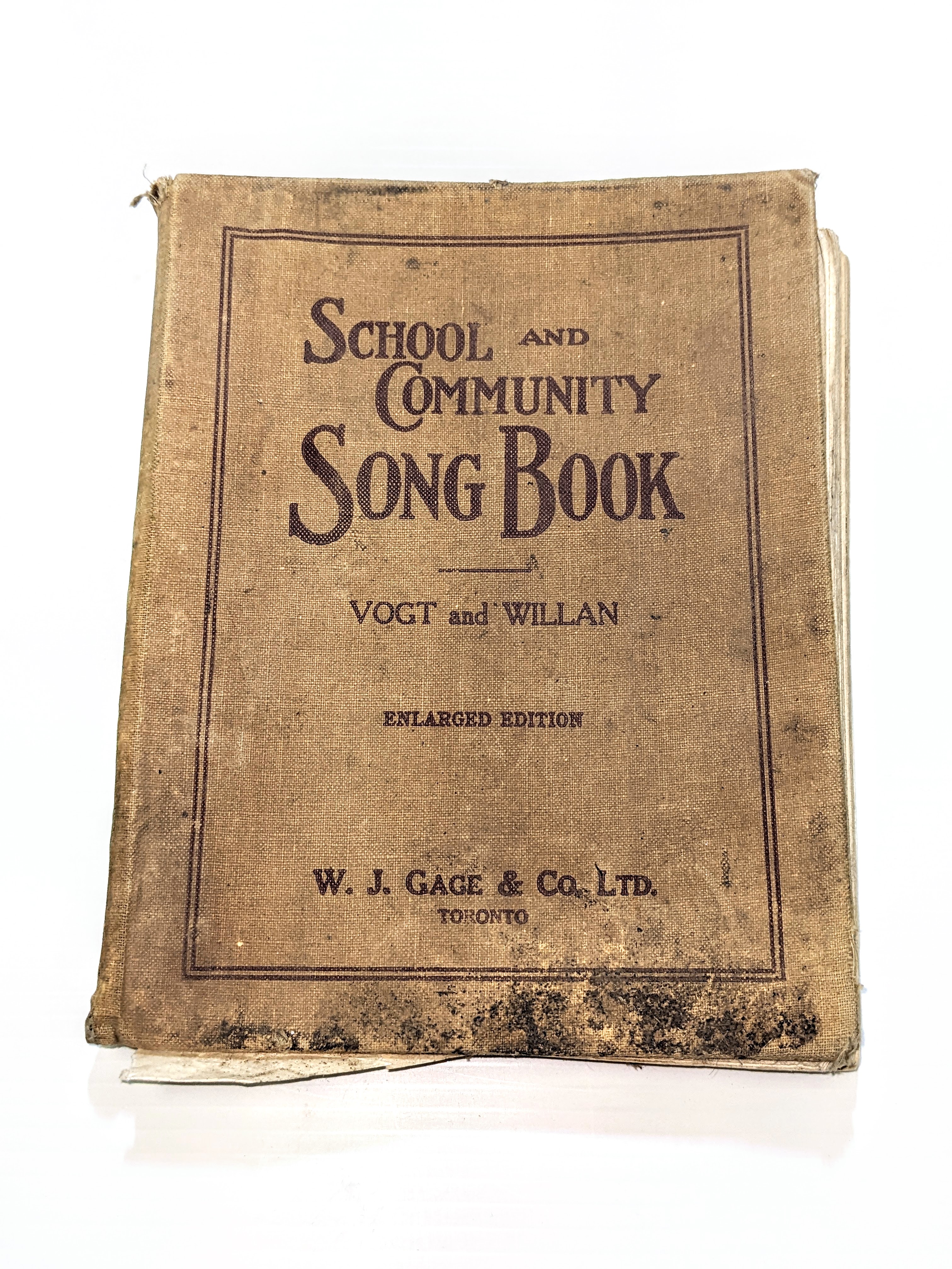 This songbook comes from 1927 and contains numerous familiar songs such as "O Canada" "God Save the King" and "The first Nowell". Such songbooks were important sources of learning and entertainment - kids learning to sing in school and groups performing during special events, or just gathered around the home fire. For a taste of this type of music attend the Old Bay House open house Dec 3rd from 7-7:45pm where the Hilltop Choir will be singing Christmas Carols.
997.108 / Fort Vermilion Heritage Centre.
20/11/2022
