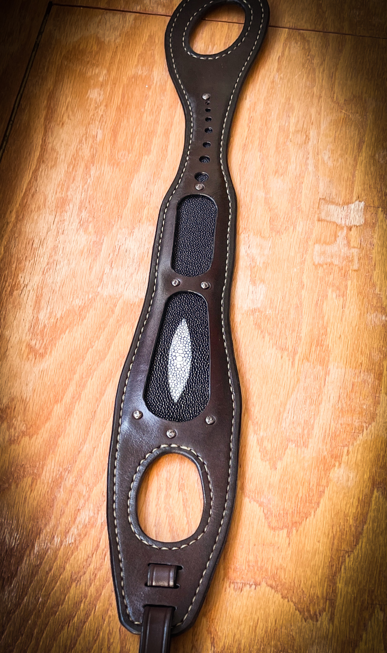 https://0901.nccdn.net/4_2/000/000/017/e75/rifle-sling-a.jpg