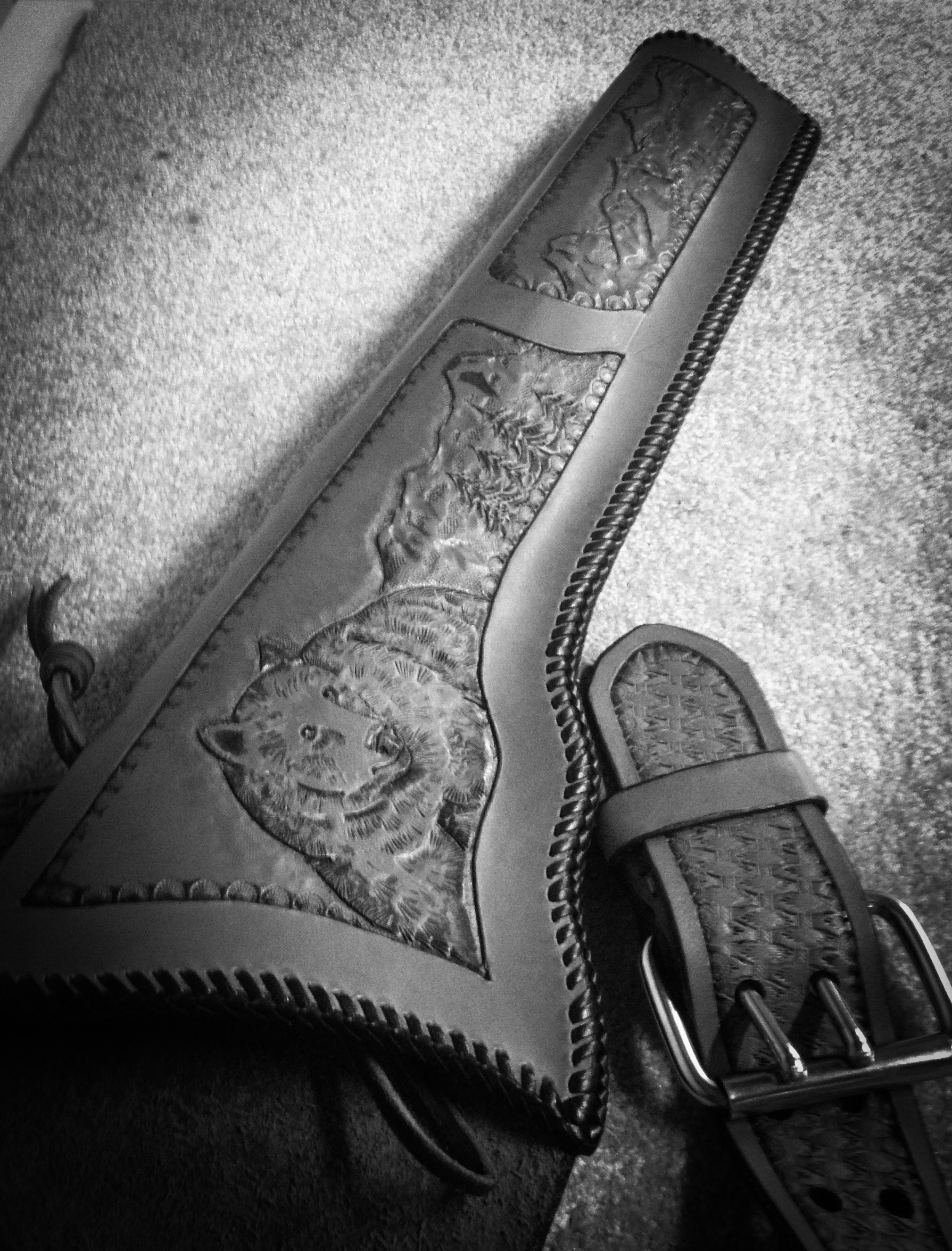 https://0901.nccdn.net/4_2/000/000/017/e75/tooled-holster.jpg