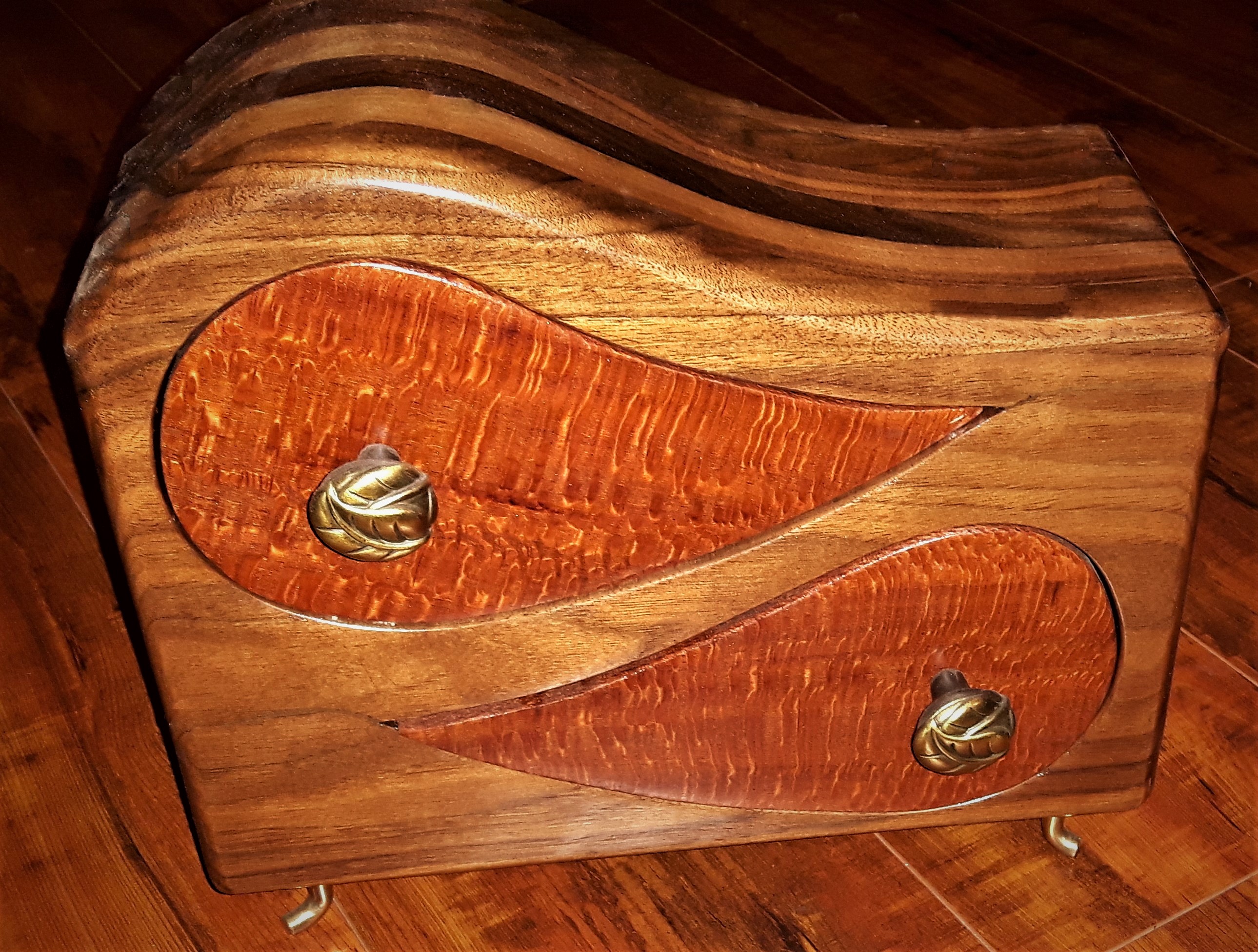 Jewelry Box , custom jewelry box,  Campbell river BC, Vancouver island BC, Vancouver BC, Victoria BC, British Columbia,Alberta