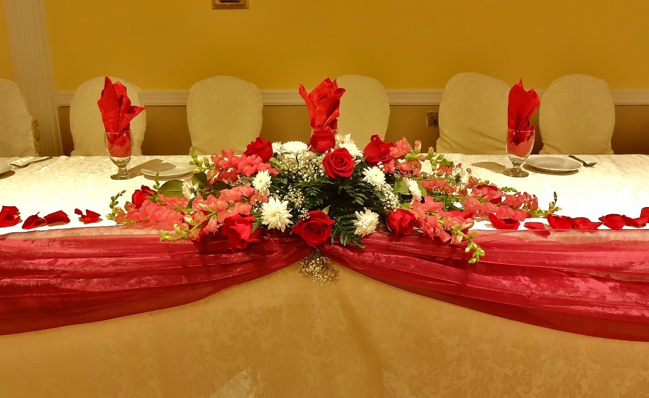 Head Table Fresh Floral 