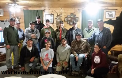 https://0901.nccdn.net/4_2/000/000/01e/20c/2017-fall-ontario-black-bear-hunt-wild-north-outfitters-group-1.jpg