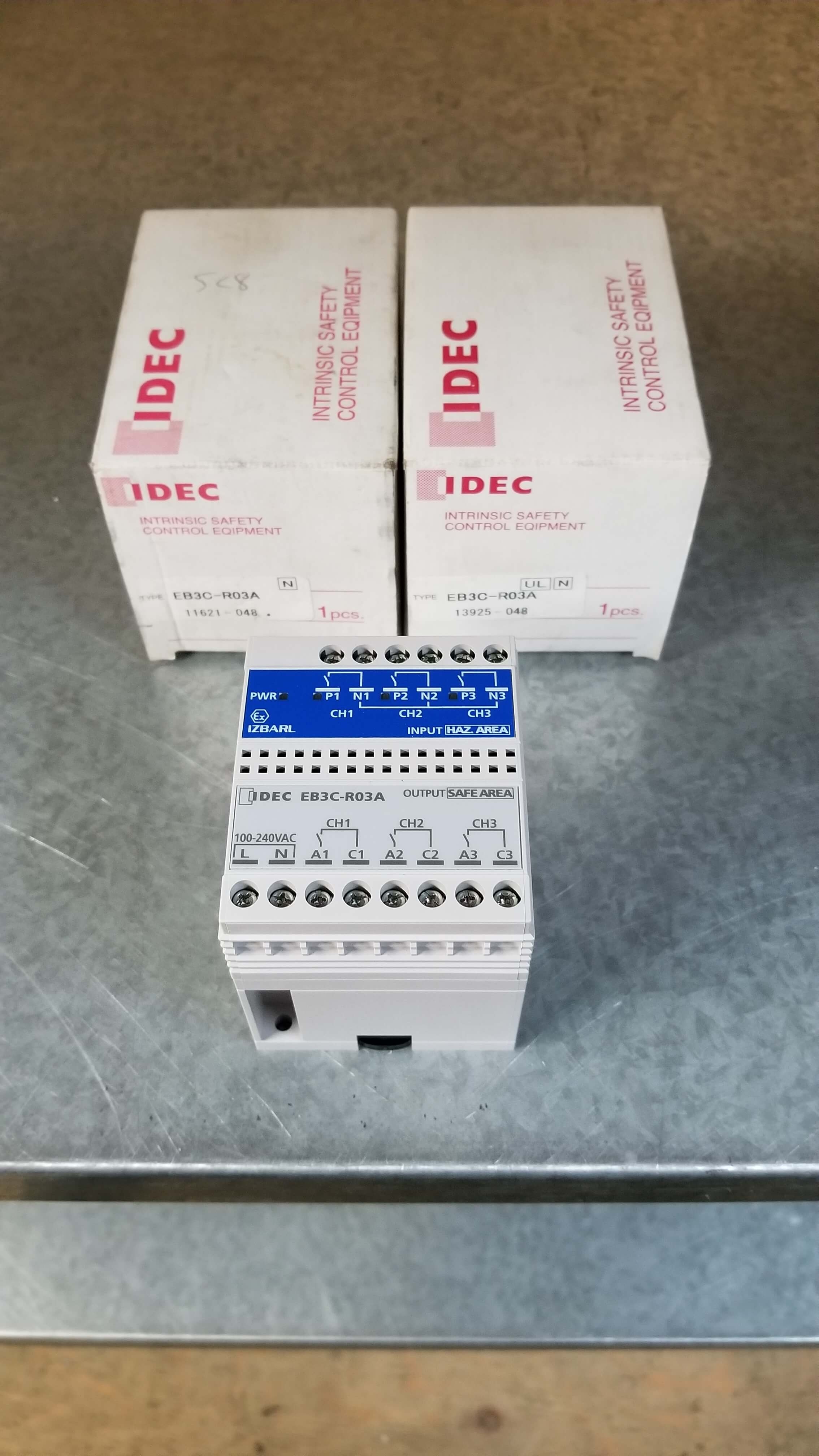 IDEC Intrinsically Safe 
P/N: EB3C-R03A 13925-148
$350.00