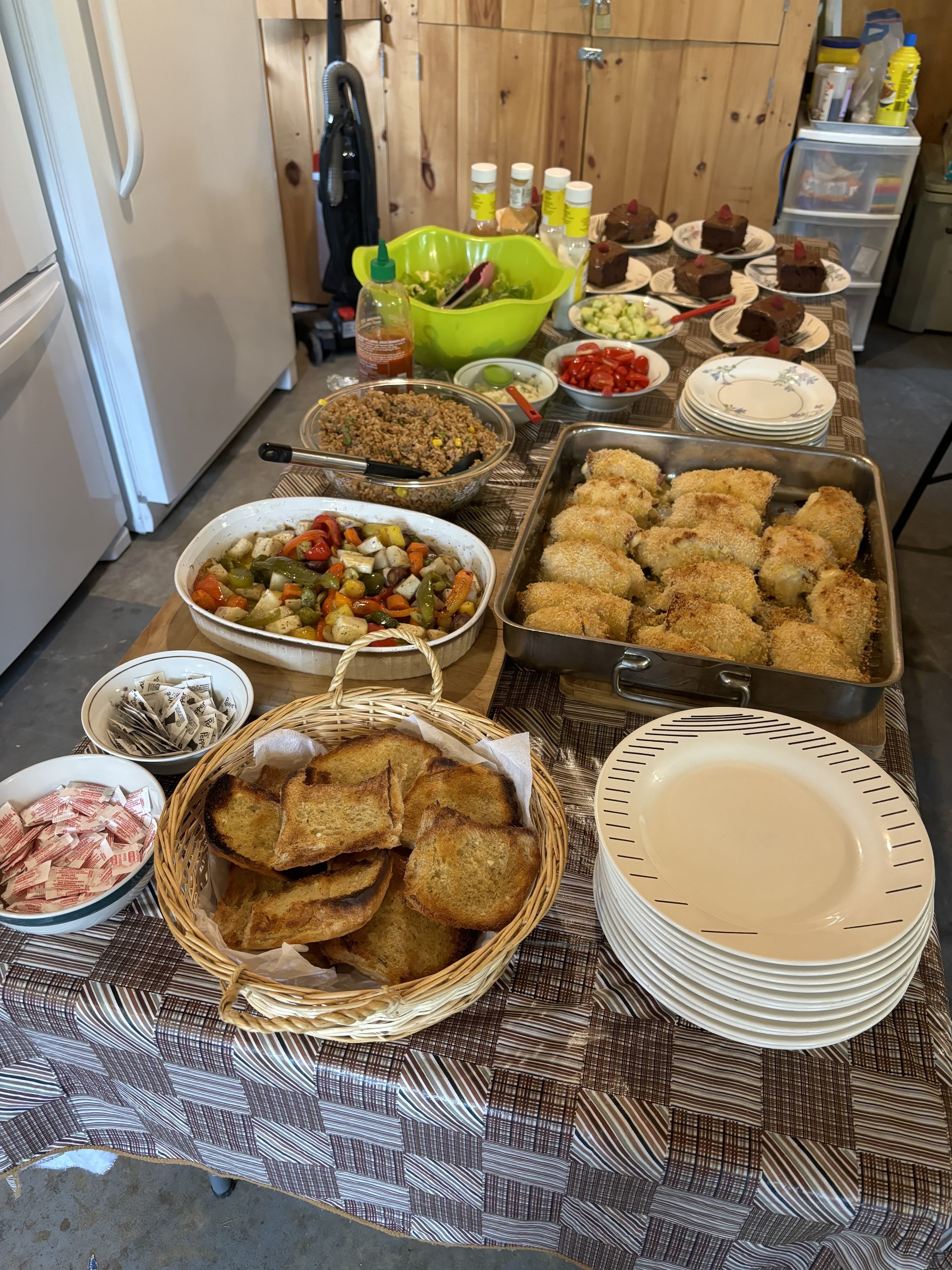 https://0901.nccdn.net/4_2/000/000/01e/20c/home-cooked-meals-at-wild-north-outfitters-copy.jpg