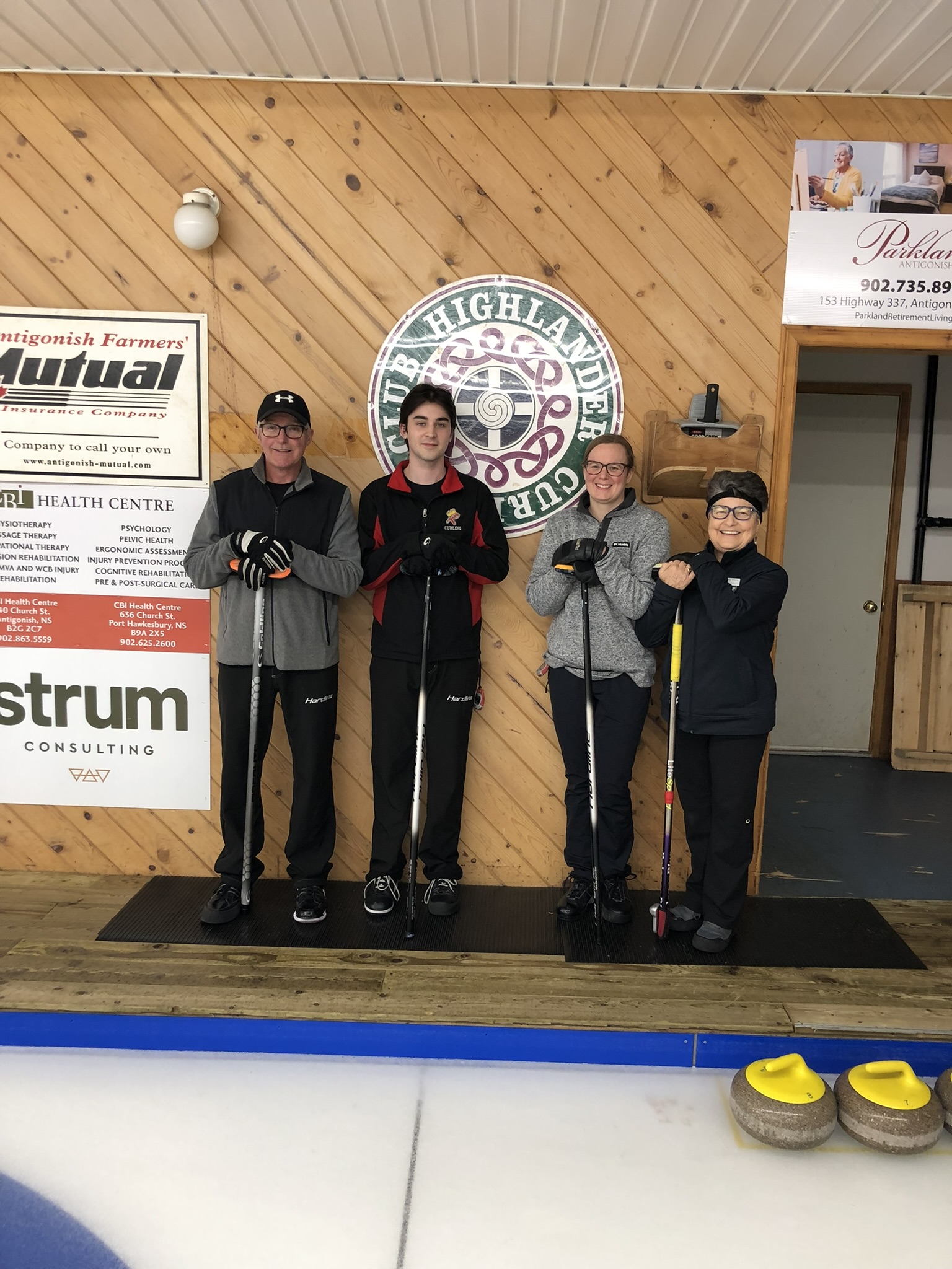 Shareholder Team 2  (skip:  Leona Williams