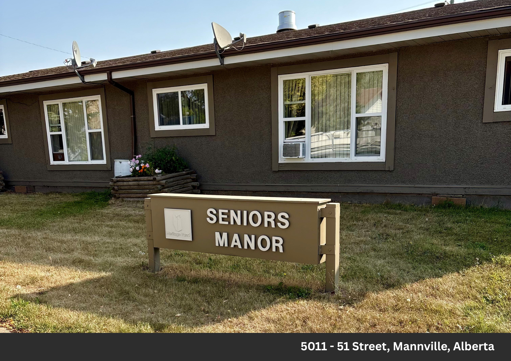 https://0901.nccdn.net/4_2/000/000/01e/20c/mannville-manor-labelled.png
