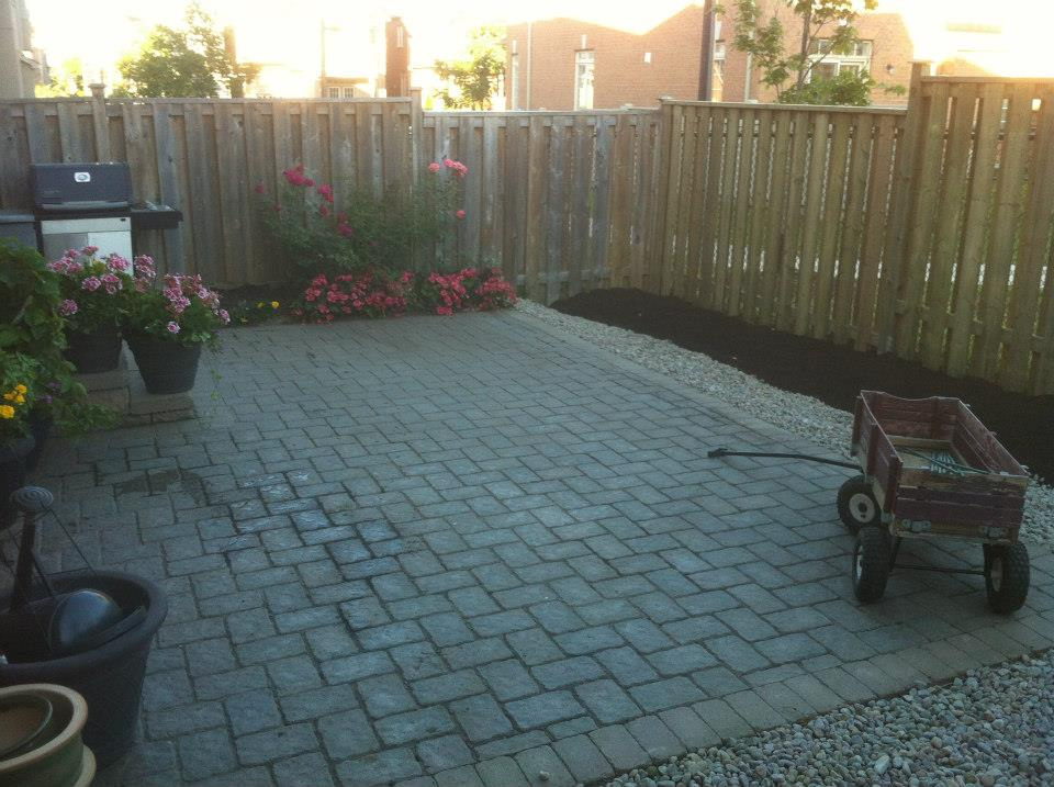 https://0901.nccdn.net/4_2/000/000/01e/20c/vaughn_backyard_complete-960x717.jpg