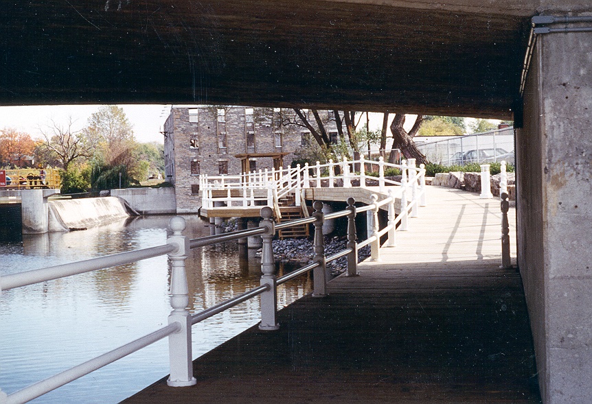 https://0901.nccdn.net/4_2/000/000/020/0be/1underpass--3.jpg