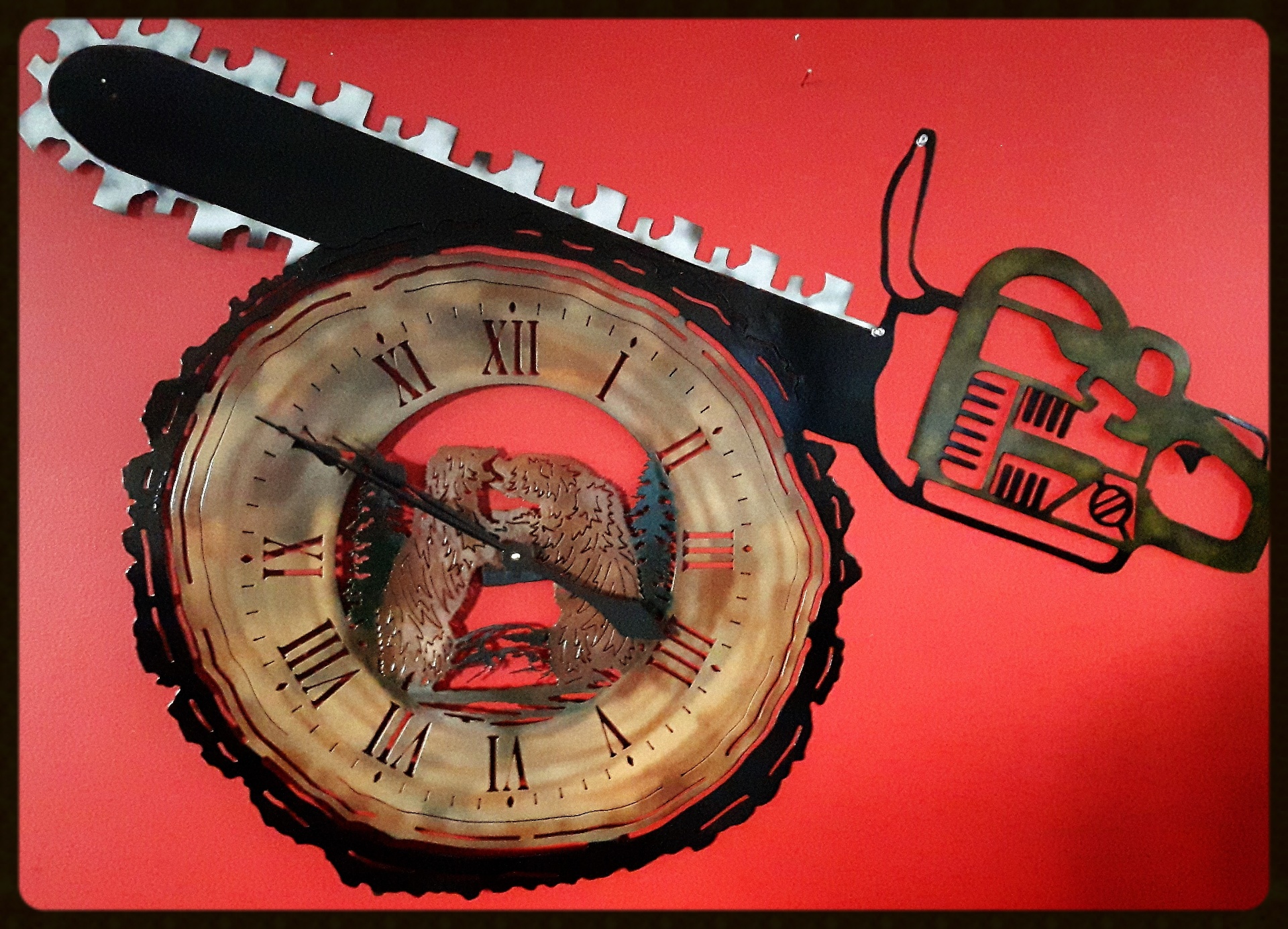 Metal art ,Chainsaw clock,Campbell river BC, Vancouver island BC, Vancouver BC, Victoria BC, British Columbia,Alberta