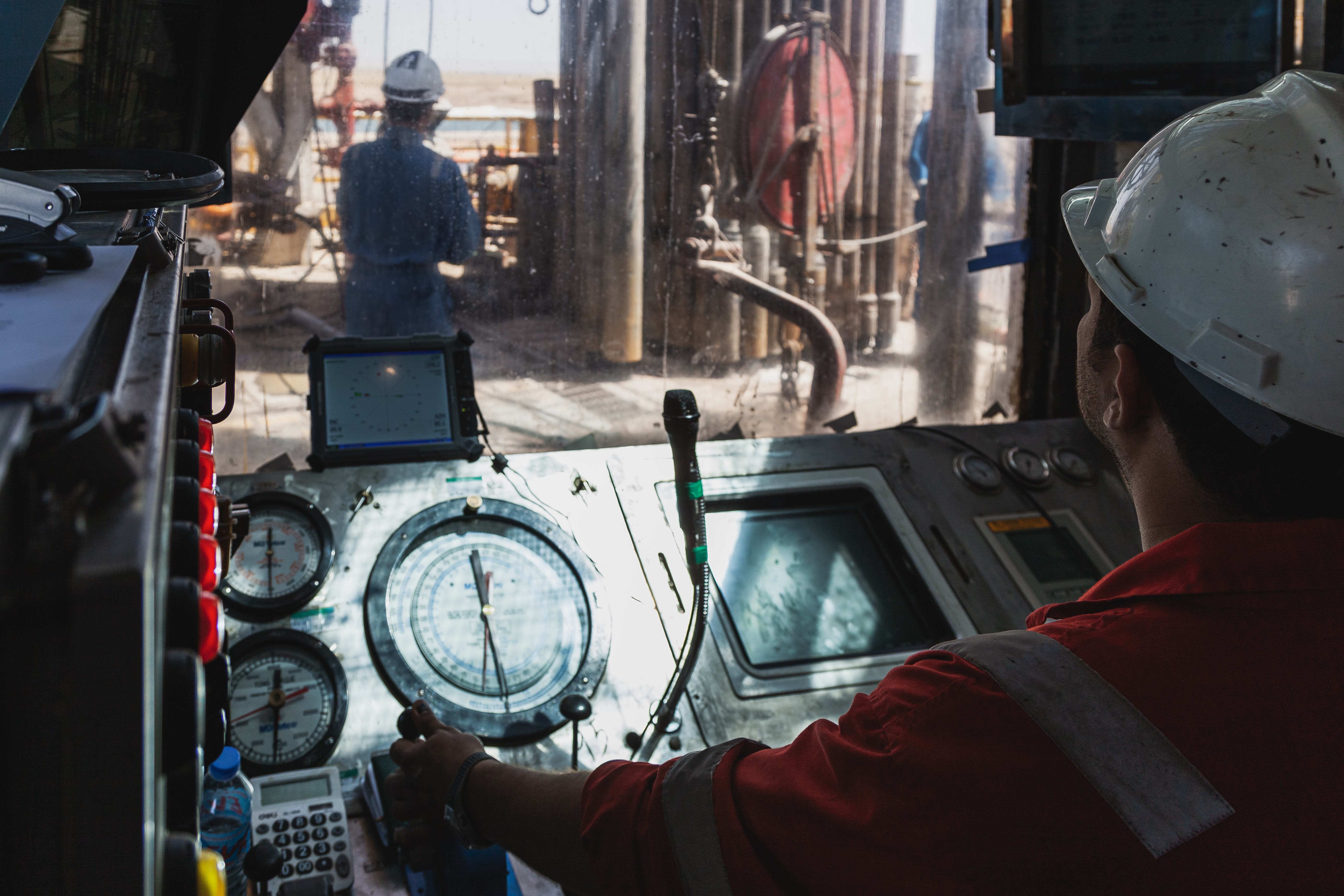 Oil rig machine operator