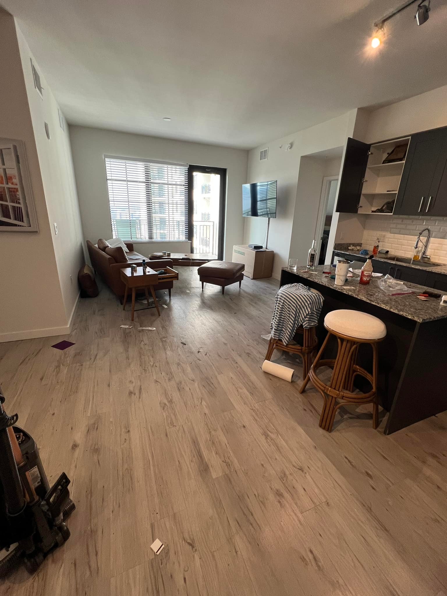 Deep cleaning Toronto – occupied luxury condo before Deep Clean Reset with kitchen clutter and active living conditions