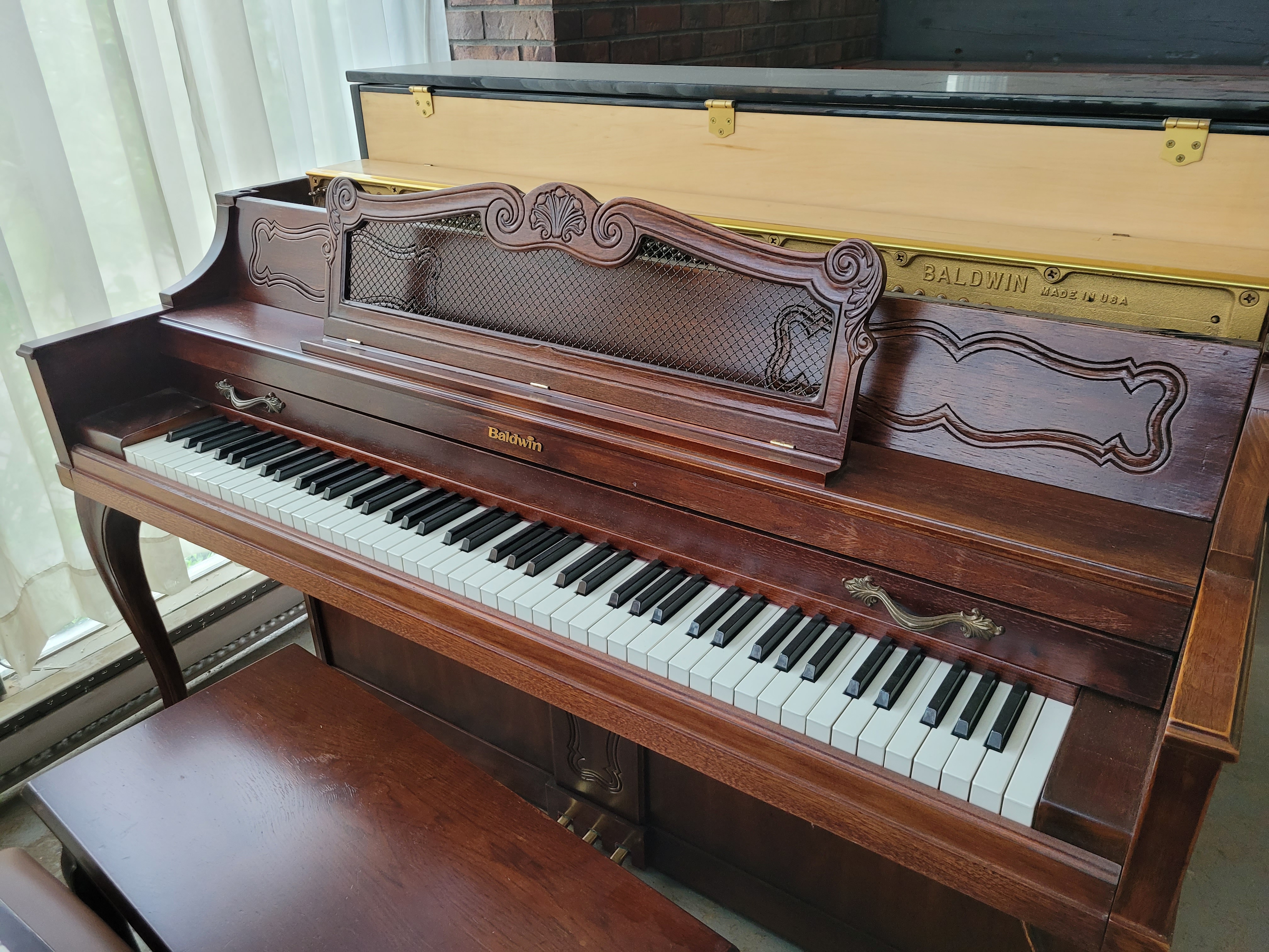 Baldwin 40", 2001, 2 900$