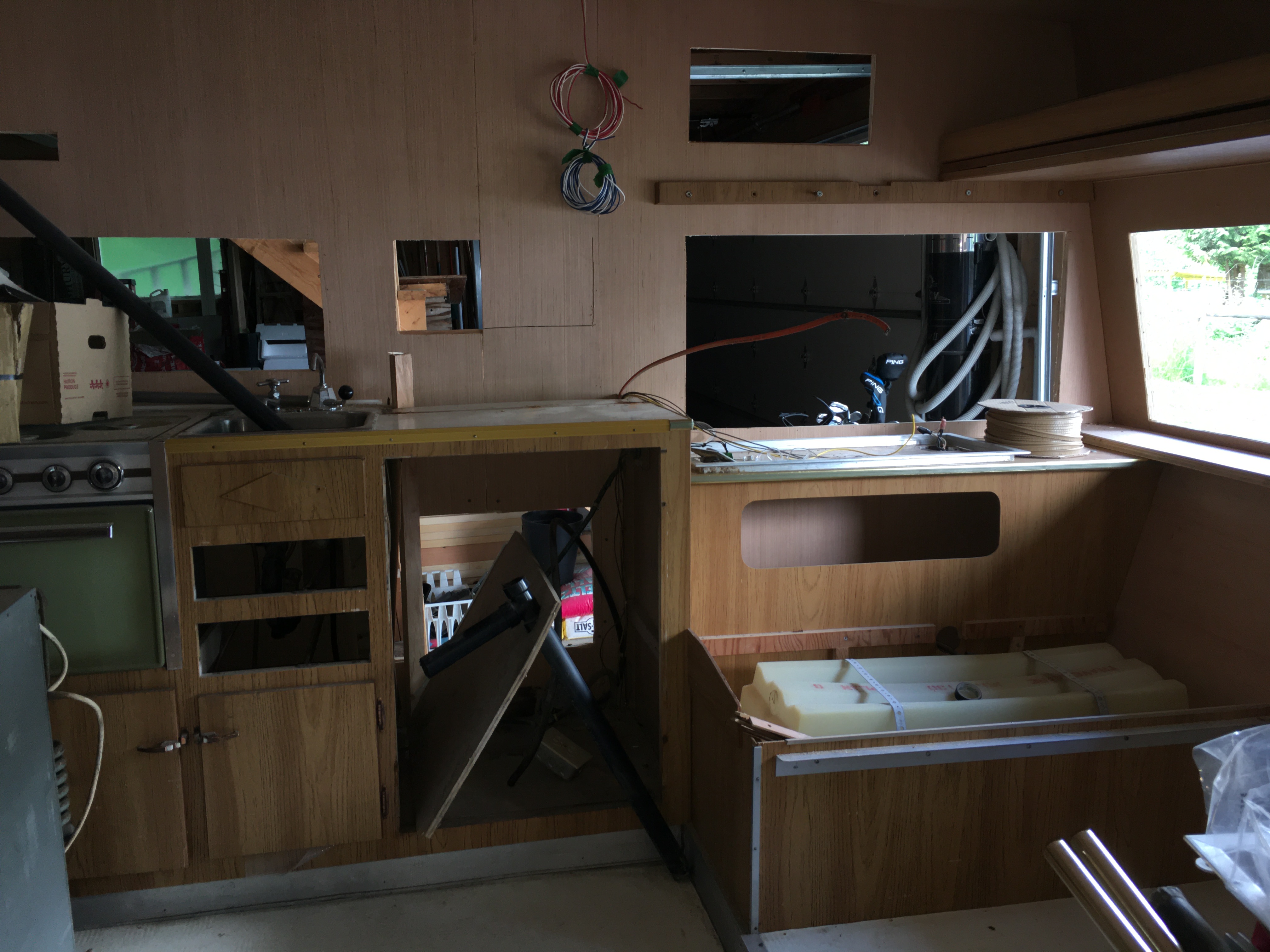 Wiring for range hood and future under cupboard lights