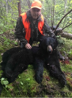 https://0901.nccdn.net/4_2/000/000/024/ec9/2019-spring-ontario-black-bear-hunt-wild-north-outfitters-ricard.jpg