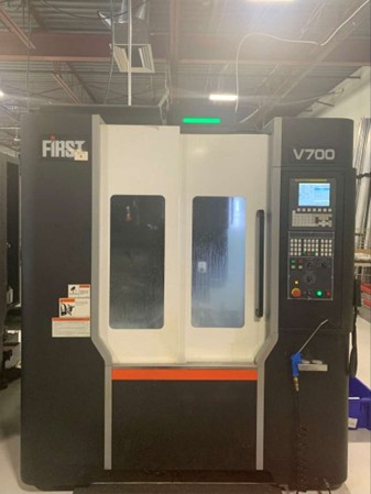 https://0901.nccdn.net/4_2/000/000/038/2d3/14---first-v700-cnc-mill.jpg