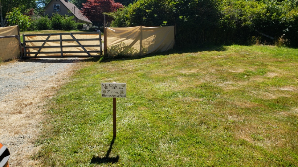 No Parking on Grass