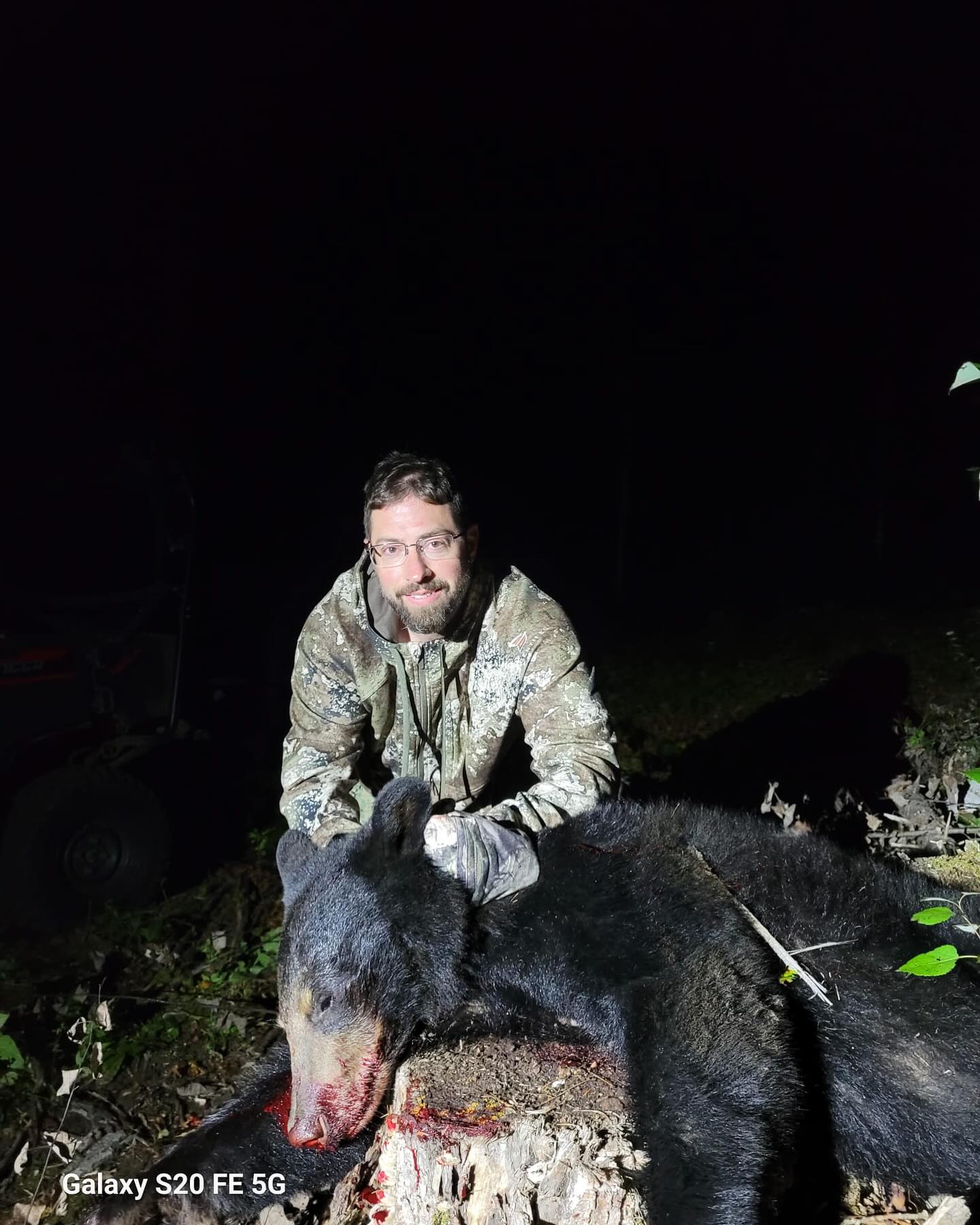 https://0901.nccdn.net/4_2/000/000/038/2d3/2024-arron-fall-black-bear-hunt-madawaska-ontario.jpg