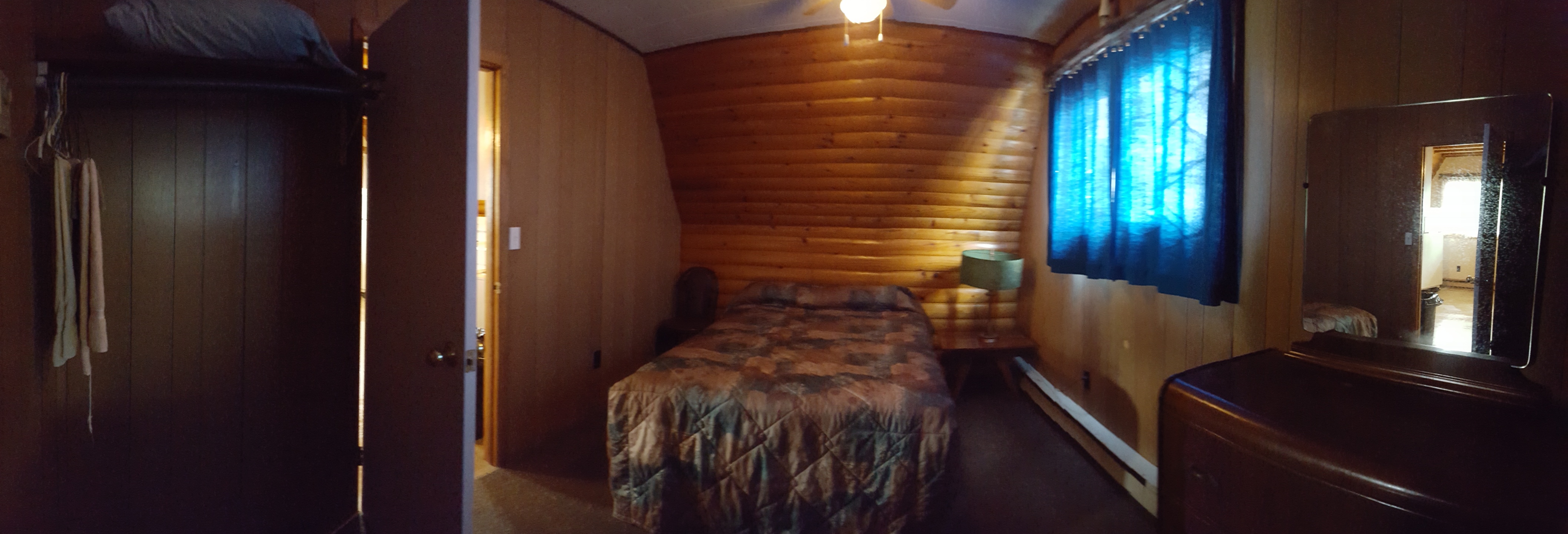 https://0901.nccdn.net/4_2/000/000/038/2d3/A-Frame-1st-bedroom.jpg