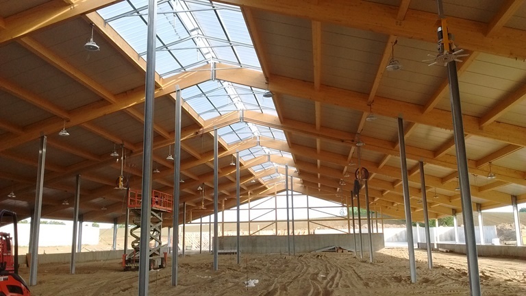 2016 Mirabel, QC - Robot dairy barn