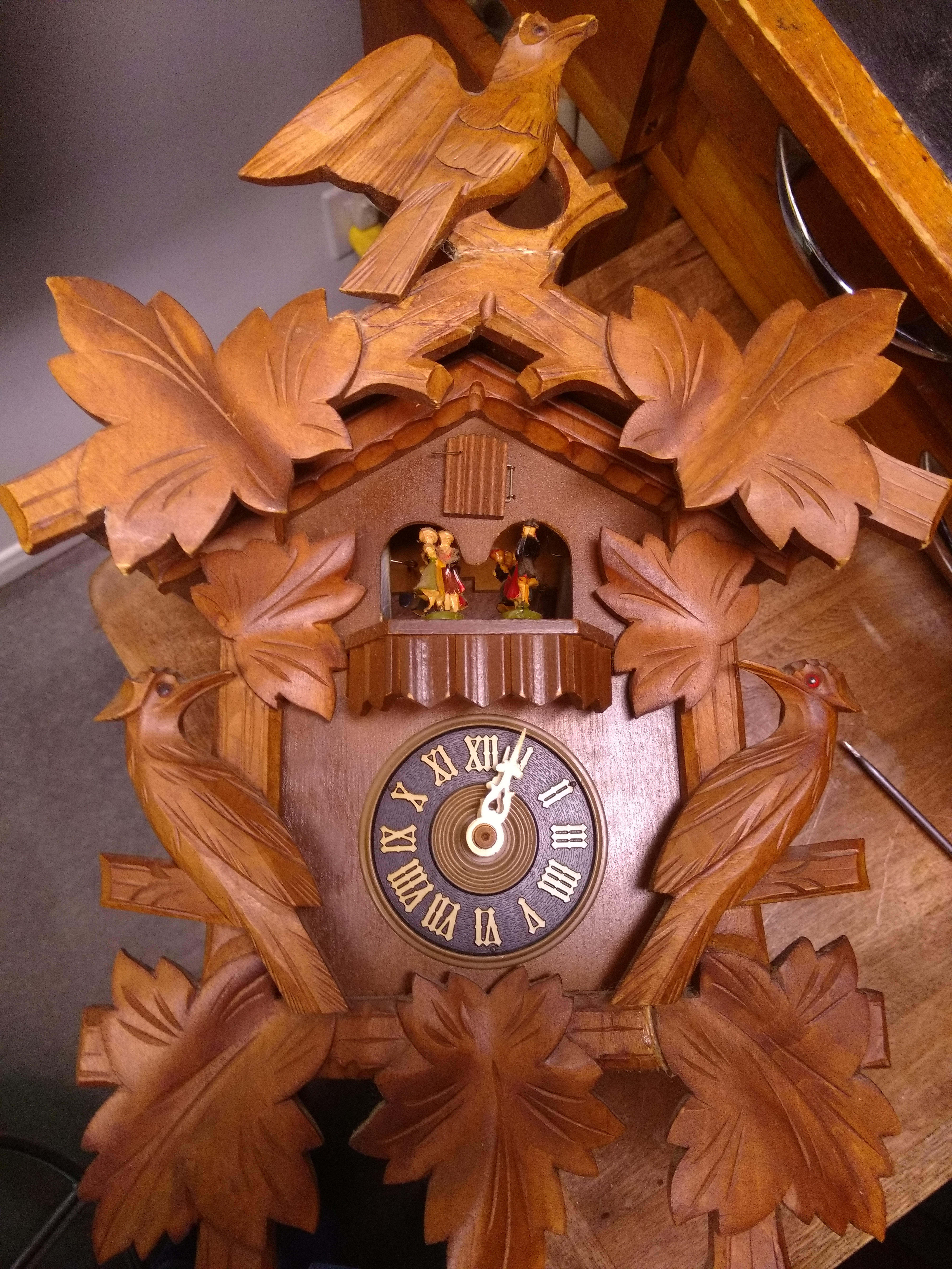 Coucou Regula, Schmekenbecher