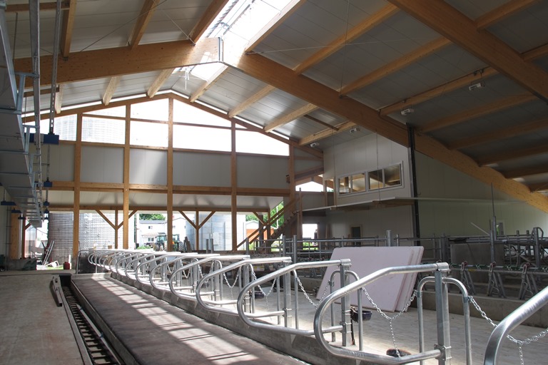 2014 Casselman - Robot dairy barn