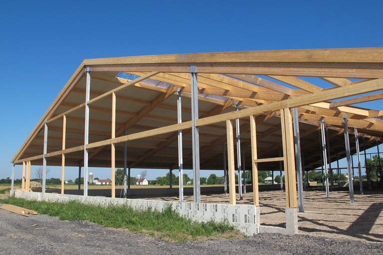 2014 Napierville -  Robot dairy barn