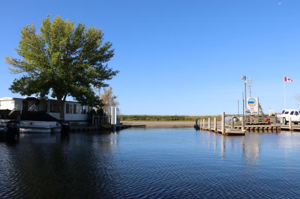https://0901.nccdn.net/4_2/000/000/038/2d3/boat-launch_1--big-photo-.jpg