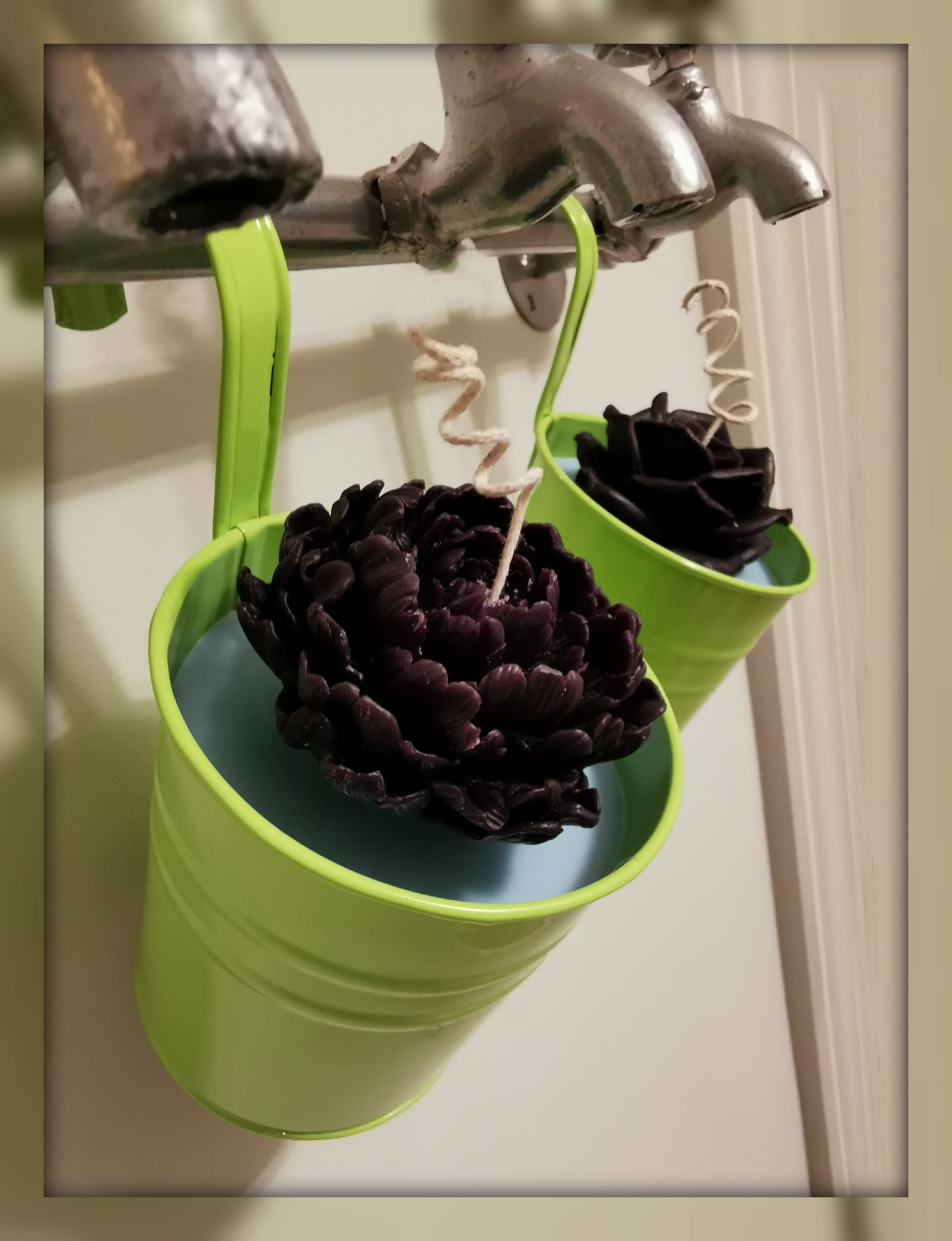 Black Orchid Rose Bucket Candle
$85.00 Black Orchid Rose Bucket Candle
$85.00