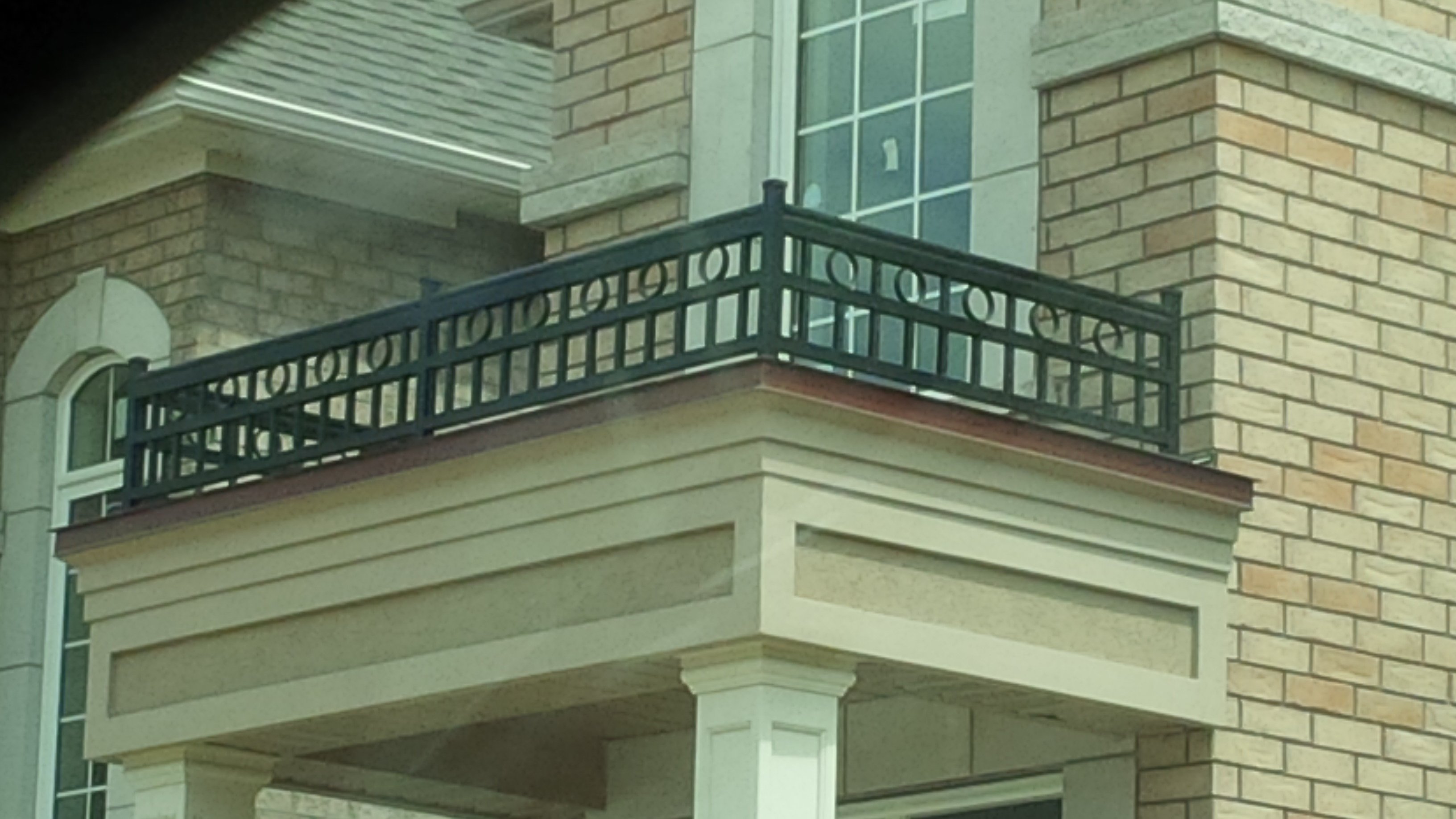 https://0901.nccdn.net/4_2/000/000/038/2d3/decorative--flat-roof--double-bar-and-rings.jpg
