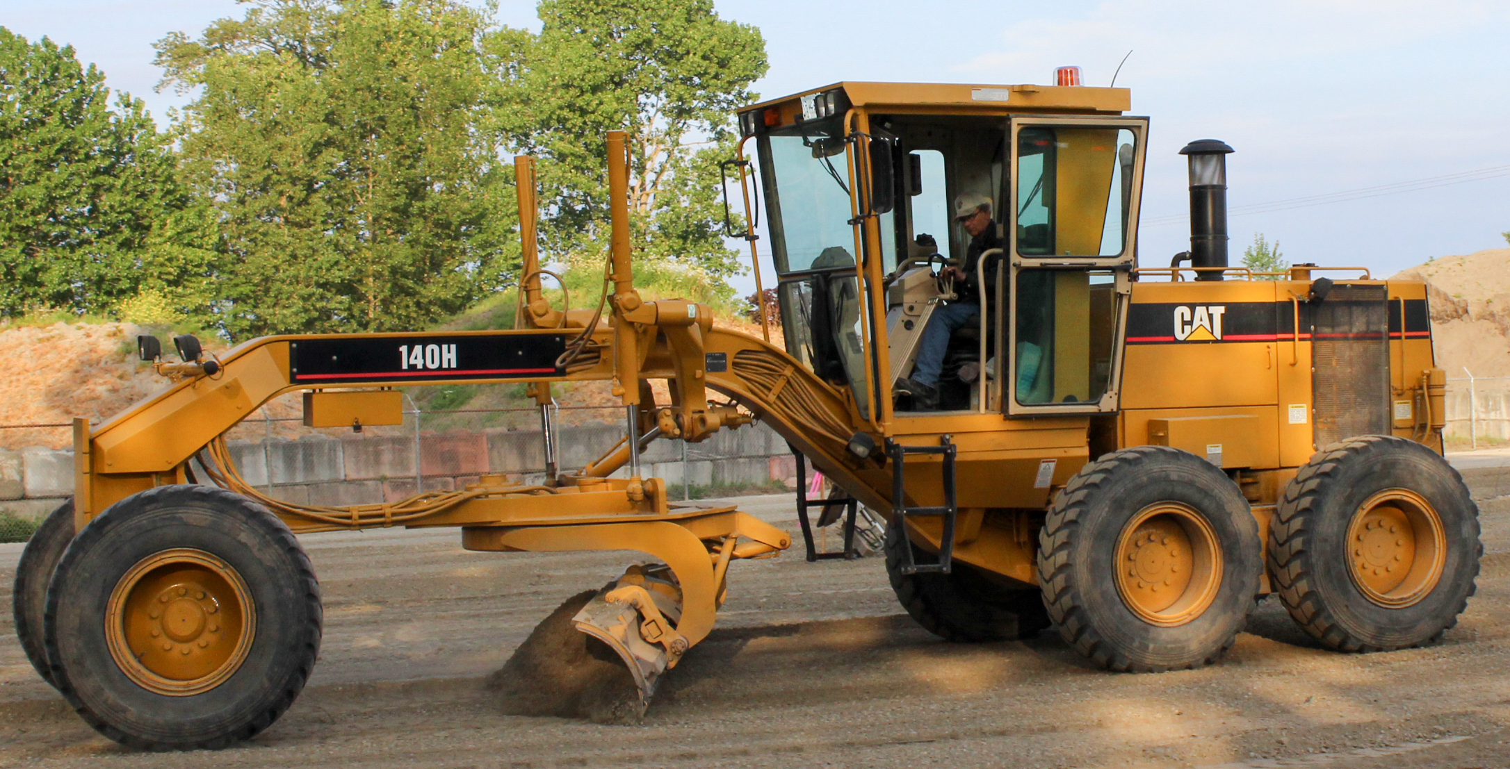 140H - Grader
