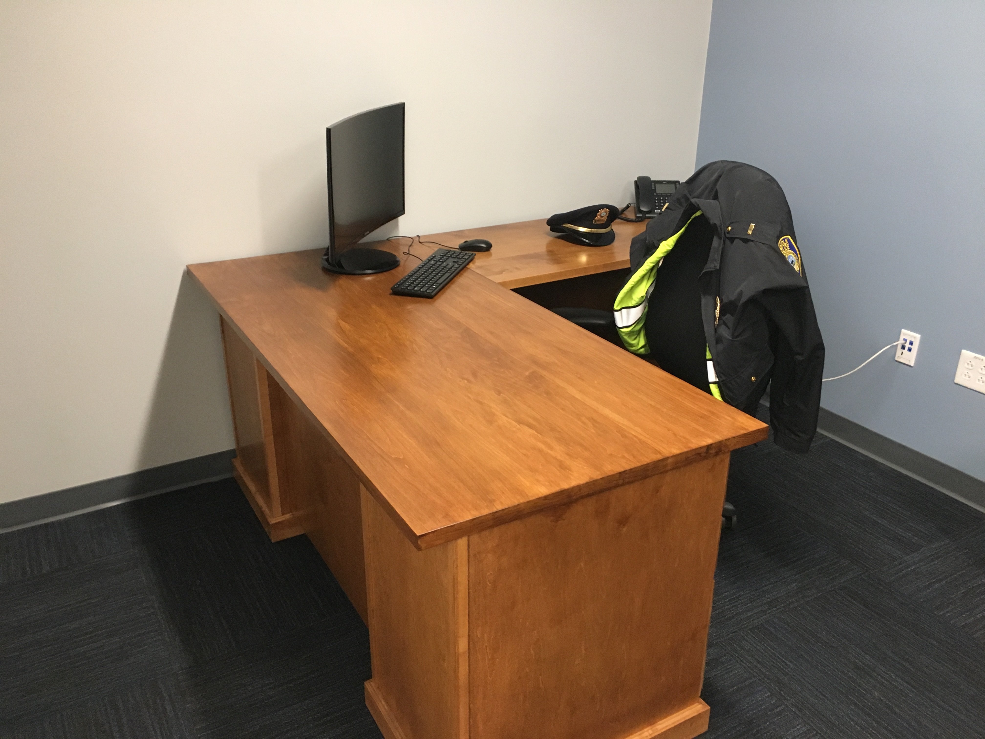 Executive Desk with Return